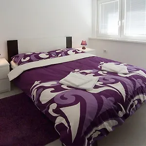 Bader Apartment